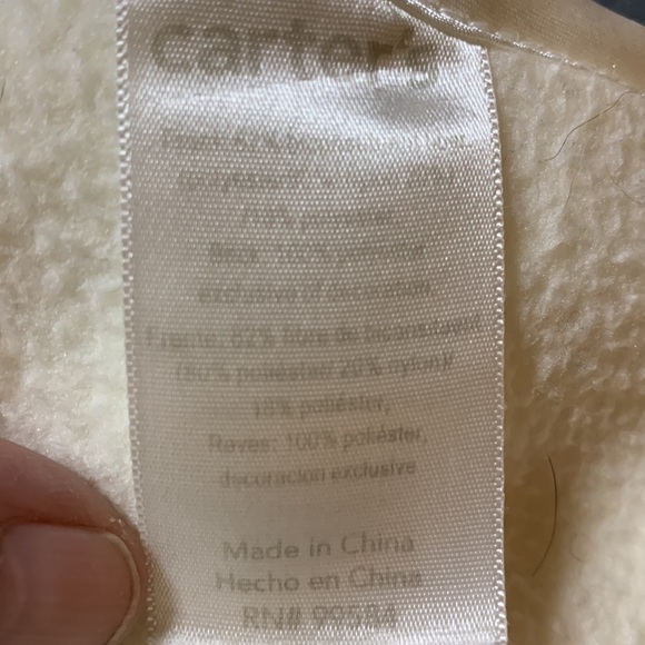 Carter’s Softest Baby Blanket 30 X 39 inches one small spot should wash out - Picture 5 of 6